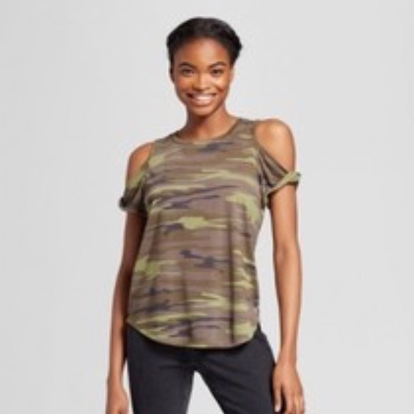 Grayson Threads Tops - Grayson/Threads camo tee size XL